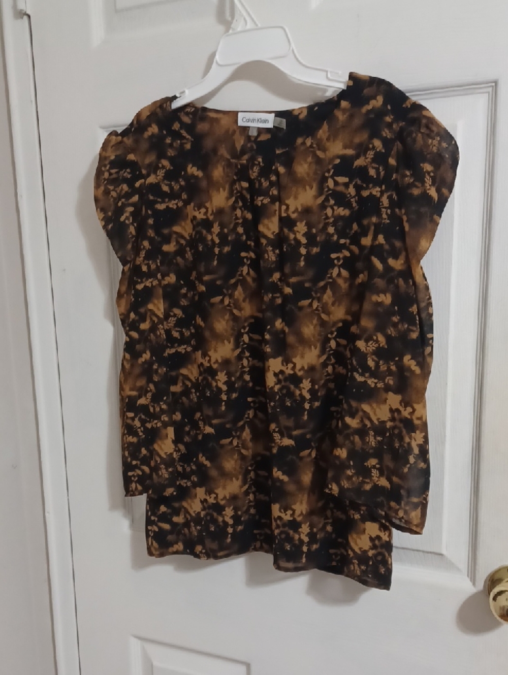 Calvin Klein Black and Brown Abstract Floral Cap-Sleeve Blouse. NWOT.  Size S